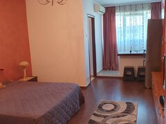 Iancului, Pantelimon, Piata Delfinului